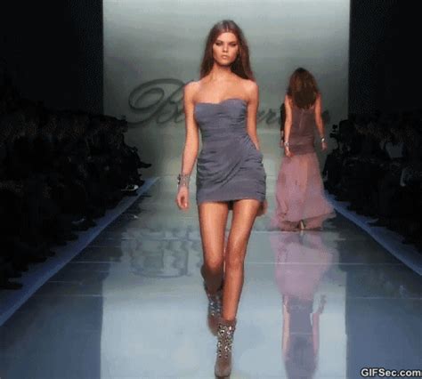 nude catwalk models|2024’s It Girls Were All About the Naked, Barely